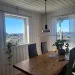 Stor Med Fantastisk Utsikt Feriehus Vikso